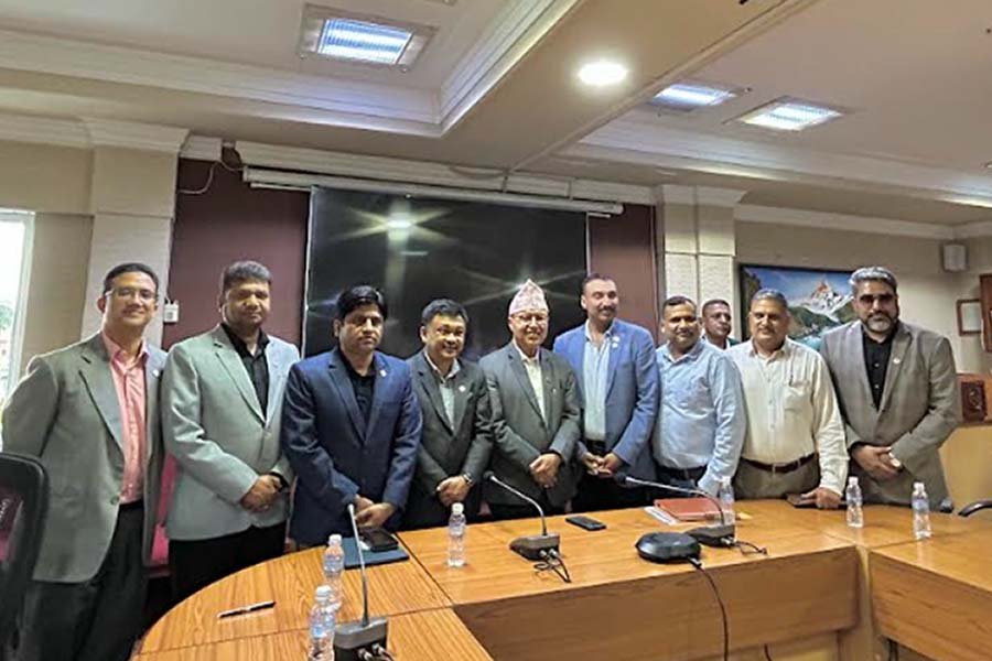 नेपालको बर्तमान जटील अवस्थाका सम्बन्धमा अर्थमन्त्रीसंग छलफल